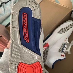 Never worn air Jordan 3 7Y